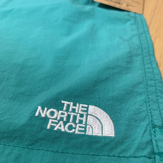 THE NORTH FACE(ザノースフェイス)のノースフェイス バーサタイルショーツ M メンズ ポーセレングリーン PN メンズのパンツ(ショートパンツ)の商品写真