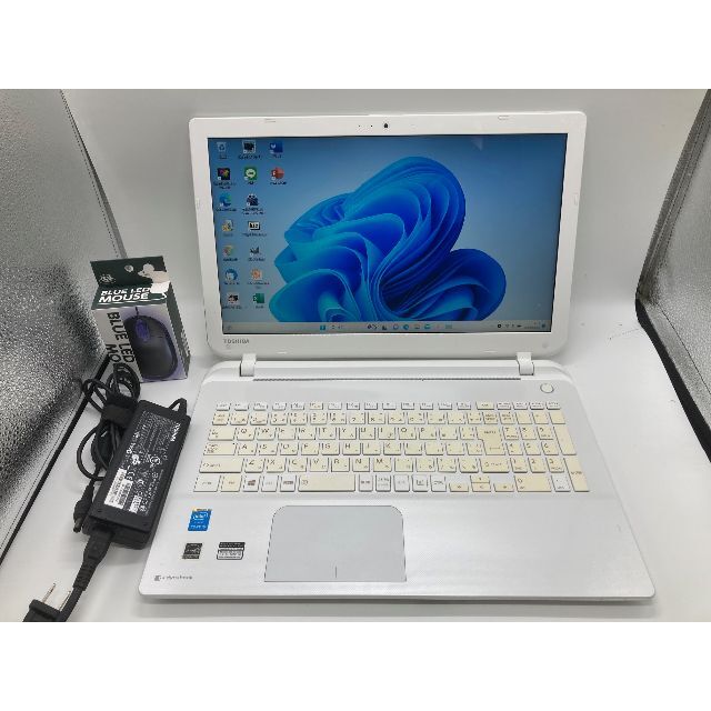 東芝(トウシバ)の東芝 AB35/NW i5-4210U ﾒﾓﾘ8GB 新品SSD256GB! スマホ/家電/カメラのPC/タブレット(ノートPC)の商品写真