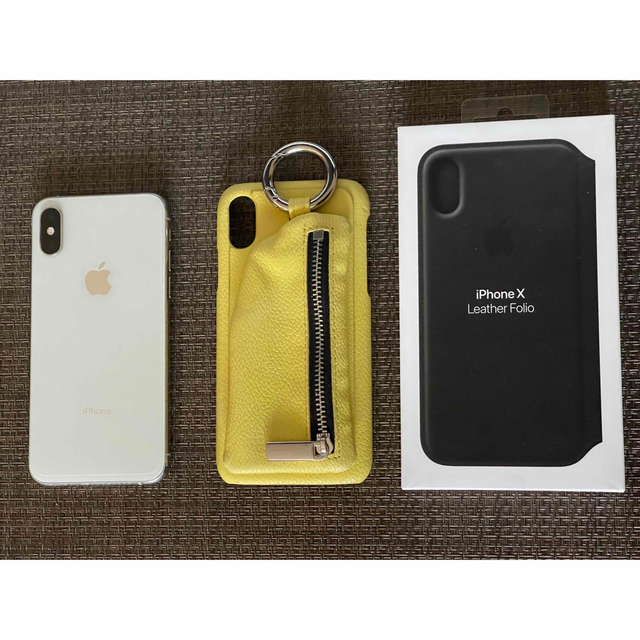 iPhone(アイフォーン)のiPhone xs Silver 64GB SIMフリー訳アリ品 スマホ/家電/カメラのスマートフォン/携帯電話(スマートフォン本体)の商品写真