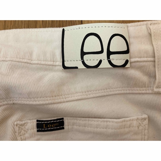 Lee(リー)のLee ホワイトパンツ レディースのパンツ(カジュアルパンツ)の商品写真