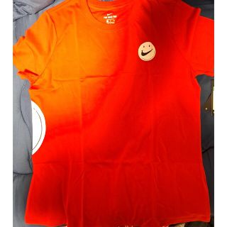 ナイキTシャツ　レディース(Tシャツ(半袖/袖なし))