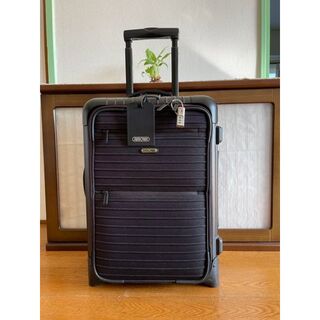 リモワ(RIMOWA)の正規品　リモワ　RIMOWA ブラック黒 2輪 機内持込OK 約32L (スーツケース/キャリーバッグ)