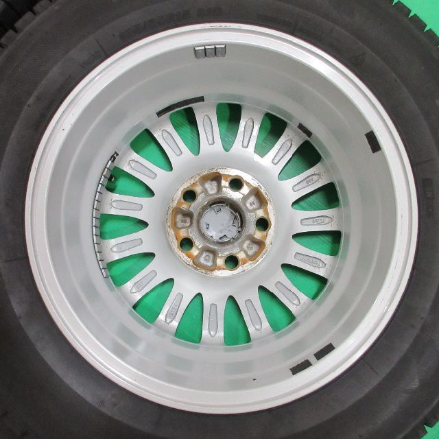 良品80系ノア ヴォクシー純正 195/65R15 2021年バリ山スタッドレス