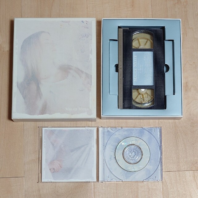 MALICE MIZER 「ヴェルエール」「merveilles」 エンタメ/ホビーのCD(ポップス/ロック(邦楽))の商品写真