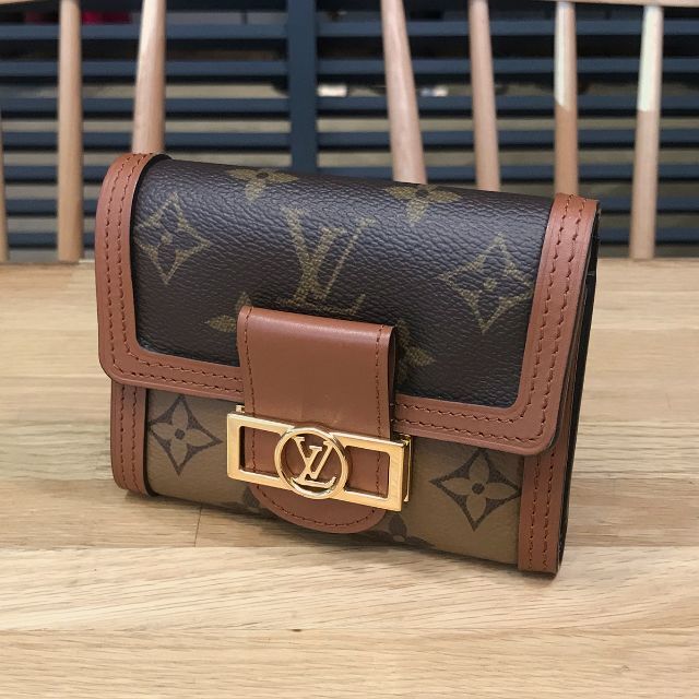 LOUIS VUITTON - 超美品 ルイヴィトン 現行 リバース ポルトフォイユドーフィーヌ コンパクト