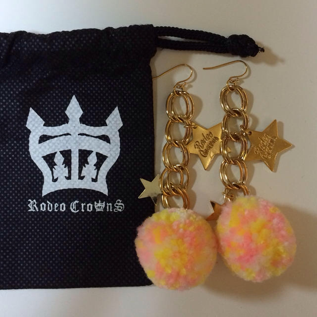 RODEO CROWNS(ロデオクラウンズ)のロデオ☆ピアス レディースのアクセサリー(ピアス)の商品写真