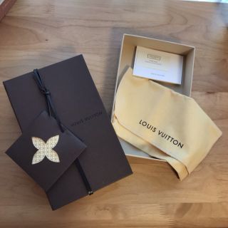 ルイヴィトン(LOUIS VUITTON)の☆LOUIS  VUITTON☆  長財布　空箱(ショップ袋)