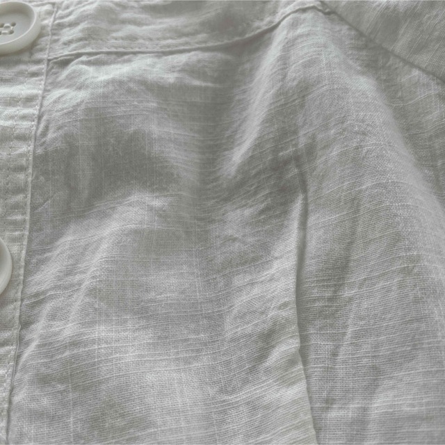 GORGE(ゴージ)のGORGE 白いブラウス レディースのトップス(シャツ/ブラウス(半袖/袖なし))の商品写真