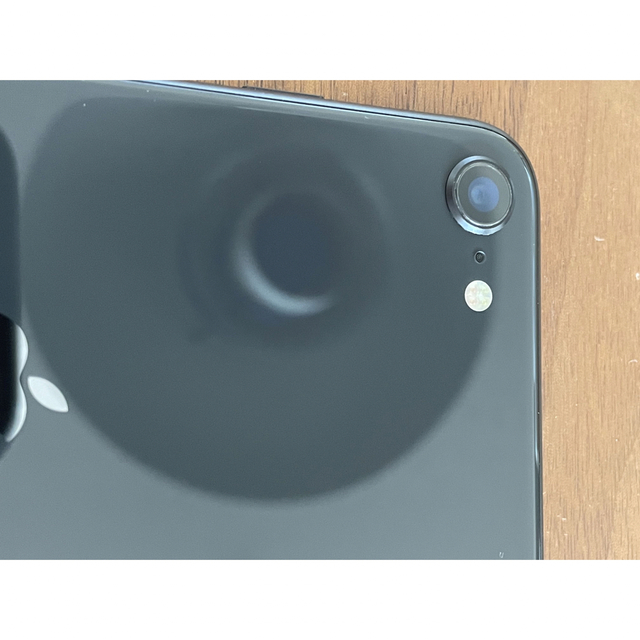iPhone(アイフォーン)のiPhone SE 第2世代 (SE2) ブラック 64GB SIMフリー スマホ/家電/カメラのスマートフォン/携帯電話(スマートフォン本体)の商品写真