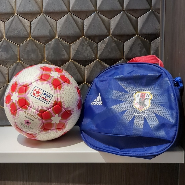 期間限定出品????皇后杯5000芝用5号⚽最上級モデル＆特製ボールバッグプレゼント