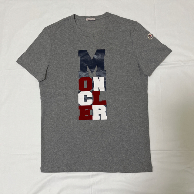 MONCLER - モンクレールグレーTシャツの通販 by のんち's shop ...