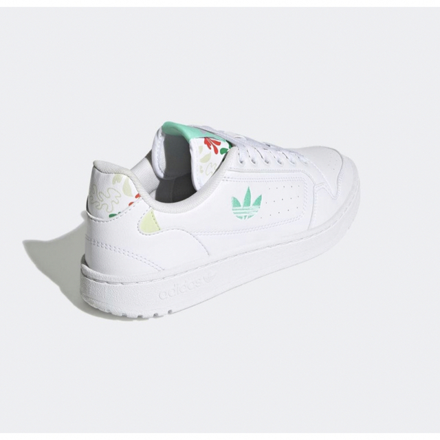 adidas(アディダス)のadidas STAN SMITH アディダス スタンスミス 24.0cm レディースの靴/シューズ(スニーカー)の商品写真