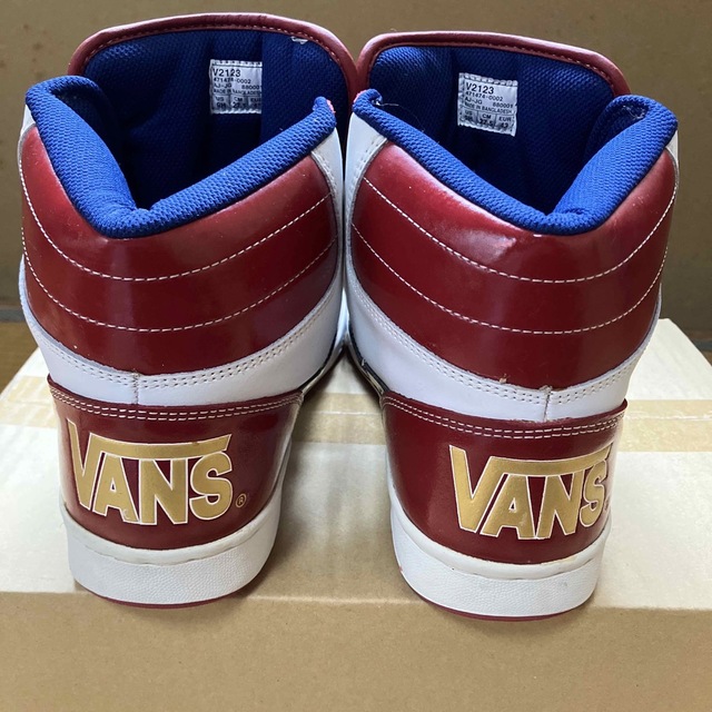 VANS(ヴァンズ)のVANS  ハイカットスニーカー　V2123  メンズ27.5cm メンズの靴/シューズ(スニーカー)の商品写真
