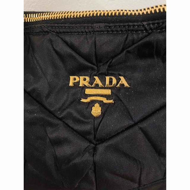 PRADA ワンショルダー　キルティング　ブラック