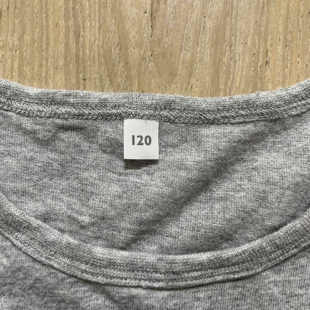 MUJI (無印良品)(ムジルシリョウヒン)の無印良品　キッズ　Tシャツ　120 キッズ/ベビー/マタニティのキッズ服男の子用(90cm~)(Tシャツ/カットソー)の商品写真