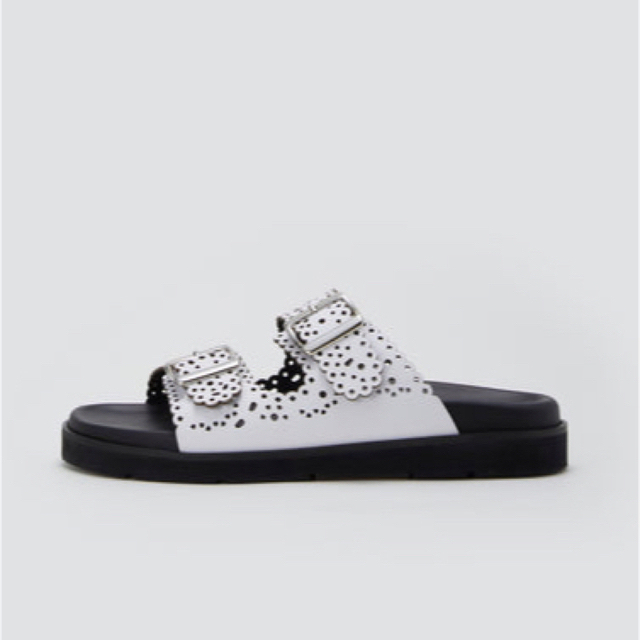 PELLICO SUNNY♡美品♡カットワークフットベッドサンダル いいスタイル