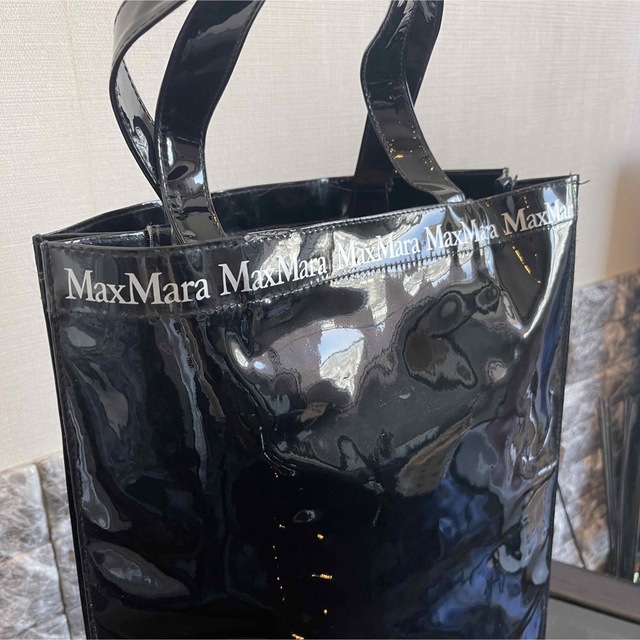 Max Mara(マックスマーラ)の【Max Mara マックスマーラ】ロゴ入りサブバッグ♪ レディースのバッグ(トートバッグ)の商品写真