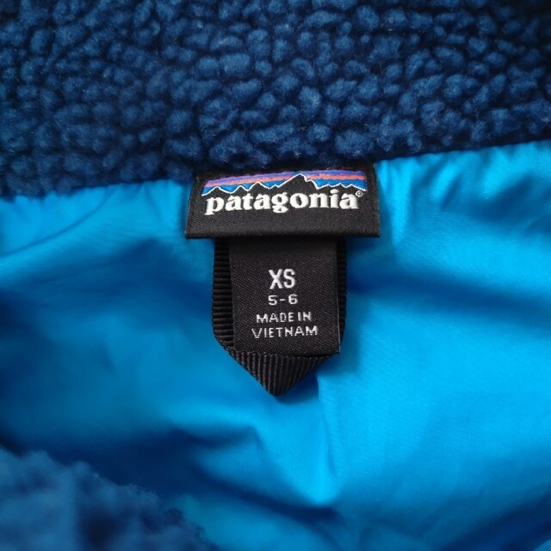 patagonia(パタゴニア)のパタゴニア ベスト レトロX キッズ/ベビー/マタニティのキッズ服男の子用(90cm~)(ジャケット/上着)の商品写真