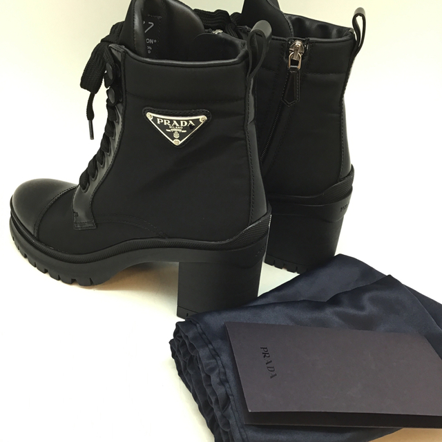 国内配送】 PRADA - PRADA ナイロン×レザー ショートブーツ ブーツ