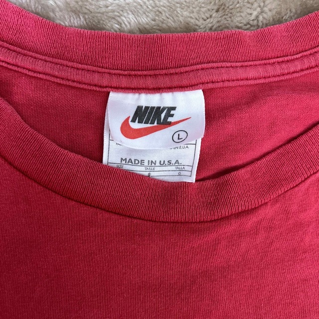 NIKE(ナイキ)のNIKE tシャツ メンズのトップス(Tシャツ/カットソー(半袖/袖なし))の商品写真