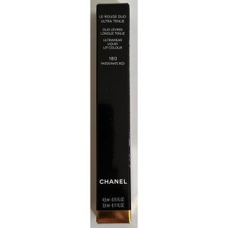 シャネル(CHANEL)のCHANEL ルルージュデュオウルトラトゥニュ 180 パッショネイト レッド(リップグロス)