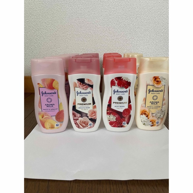 Johnson's BODY CARE(ジョンソンボディケア)のジョンソン　ボディケア　19個まとめ売り コスメ/美容のボディケア(ボディローション/ミルク)の商品写真