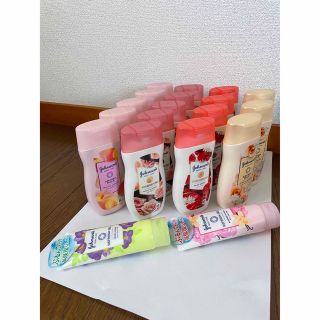 ジョンソンボディケア(Johnson's BODY CARE)のジョンソン　ボディケア　19個まとめ売り(ボディローション/ミルク)