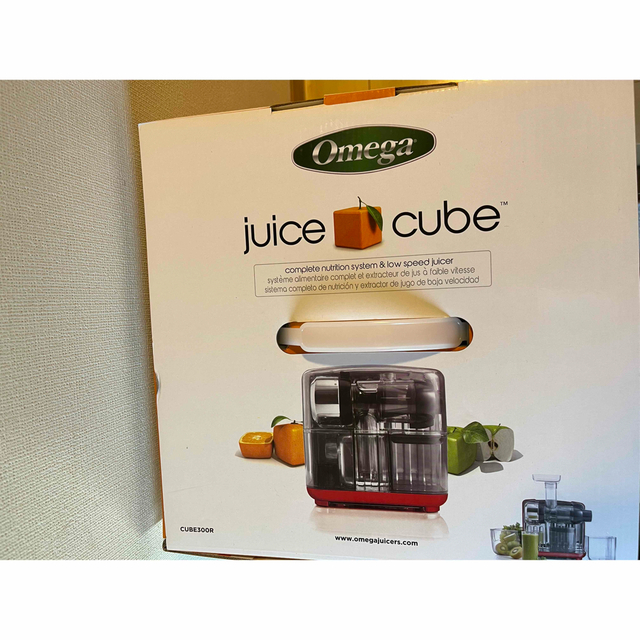 Omega juice cube スロージューサー　新品　未使用品　ミキサー