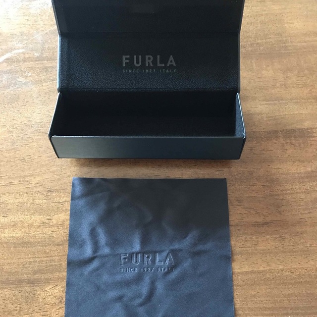 Furla(フルラ)のFURLA  メガネケース レディースのファッション小物(サングラス/メガネ)の商品写真