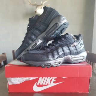 ナイキ(NIKE)のNIKE AIR MAX 95(スニーカー)