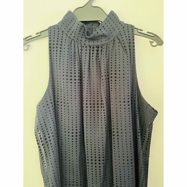 ノースリーブ　ワンピース レディースのフォーマル/ドレス(ミディアムドレス)の商品写真