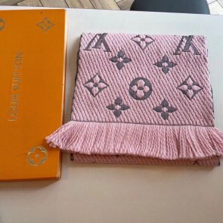 ヴィトン(LOUIS VUITTON) マフラー/ショール(レディース)(ピンク/桃色 ヴィトン(LOUIS VUITTON) マフラー/ショール(レディース)(ピンク/桃色