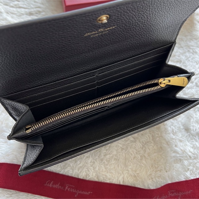 極上美品】441 Ferragamo サルバトーレフェラガモ 2つ折り長財布 | web