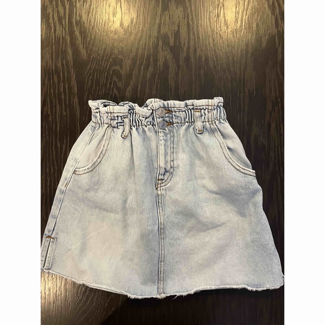 ZARA KIDS(ザラキッズ)のZARA KIDS  デニムスカート size10 キッズ/ベビー/マタニティのキッズ服女の子用(90cm~)(スカート)の商品写真