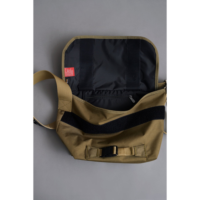 MANHATTAN PORTAGE X WDS MESSENGER