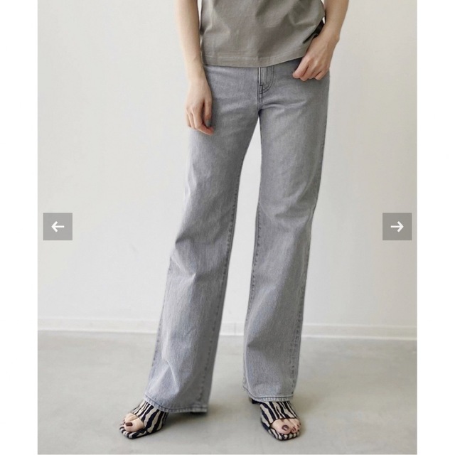 L'Appartement DEUXIEME CLASSE(アパルトモンドゥーズィエムクラス)のGrey Denim アパルトモン 購入 レディースのパンツ(デニム/ジーンズ)の商品写真