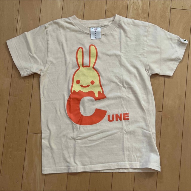 CUNE(キューン)のキューン　CUNE XSサイズ　Tシャツ レディースのトップス(Tシャツ(半袖/袖なし))の商品写真