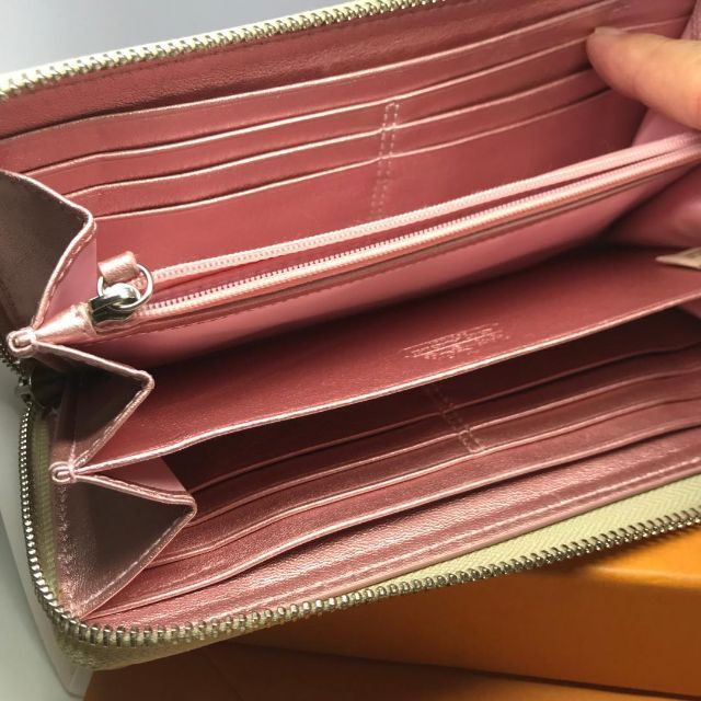 COACH(コーチ)の美品★ COACH コーチ★ ハート 長財布 レディース  ラウンドファスナー レディースのファッション小物(財布)の商品写真