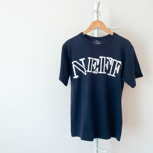 Neff(ネフ)の【ラクマパック】NEFF Tシャツ M メンズのトップス(Tシャツ/カットソー(半袖/袖なし))の商品写真