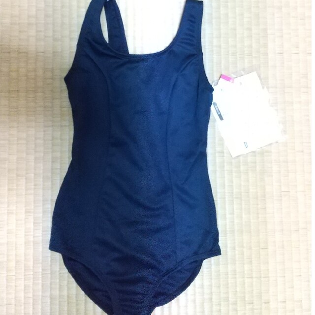 新品  ワンピース水着  140 キッズ/ベビー/マタニティのキッズ服女の子用(90cm~)(水着)の商品写真