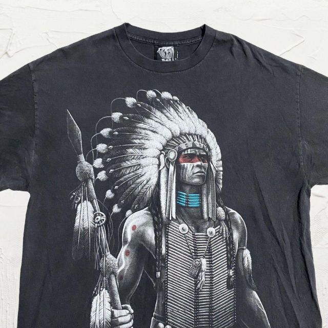 JUG DGA ビンテージ   黒 インディアン　全面プリント　民族 Tシャツ メンズのトップス(Tシャツ/カットソー(半袖/袖なし))の商品写真