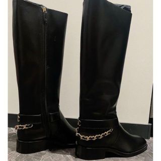 シャネル ロングブーツの通販 400点以上 | CHANELを買うならラクマ シャネル ロングブーツの通販 400点以上 | CHANELを買うならラクマ