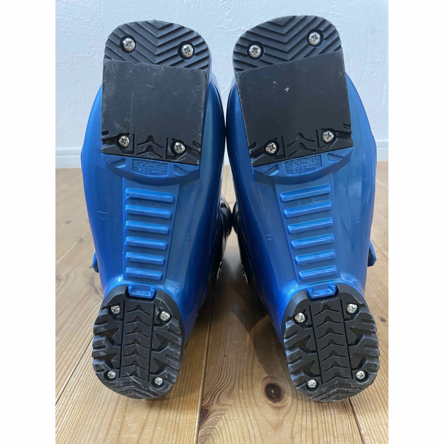 NORDICA(ノルディカ)のジュニア用スキーブーツ20-21.5 cm スポーツ/アウトドアのスキー(ブーツ)の商品写真