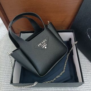 プラダ ミニバッグの通販 1,000点以上 | PRADAを買うならラクマ プラダ ミニバッグの通販 1,000点以上 | PRADAを買うならラクマ