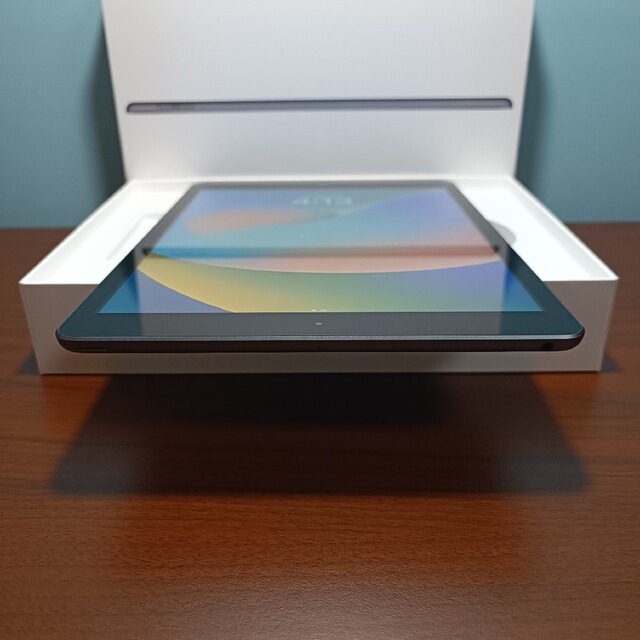 美品) iPad 10.2 第7世代 WiFi 128GB キーボード付き 【史上最も激安