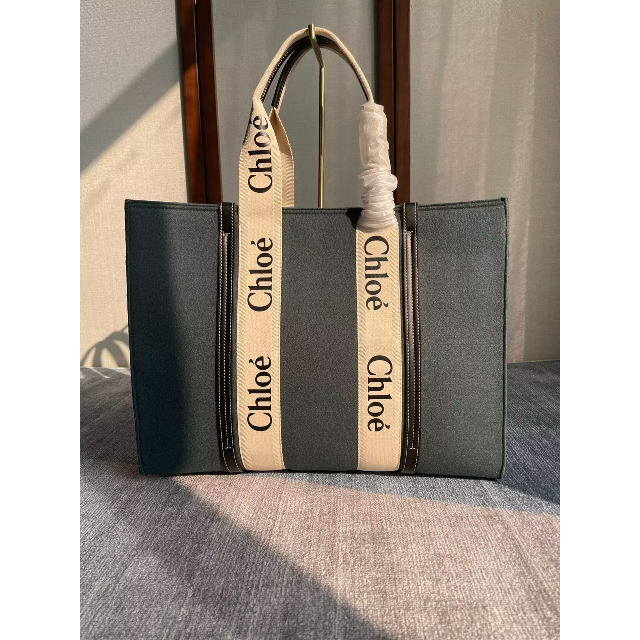新発売】 Chloe クロエ ラージ トートバッグ 【最終値下げ】Chloe