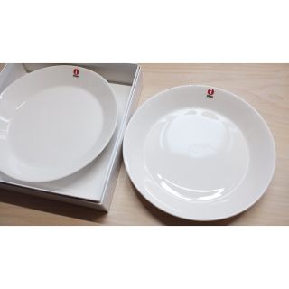 イッタラ(iittala)の【箱入り】イッタラ ティーマプレート ホワイト 17cm(食器)