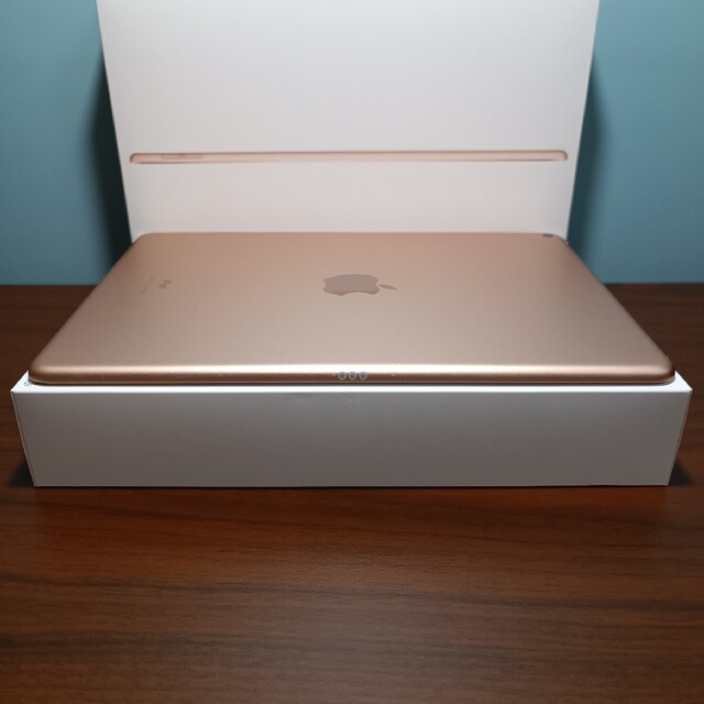 美品) iPad Air3 第3世代 WiFi 64GB キーボード付き 経典ブランド