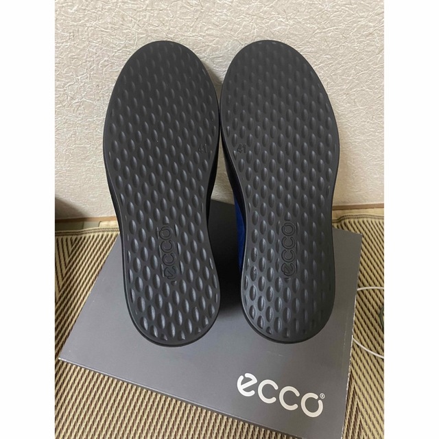 ECHO(エコー)のECCO（エコー）人気のミドル・ハイカットスニーカー　未使用　替ヒモ付き メンズの靴/シューズ(スニーカー)の商品写真