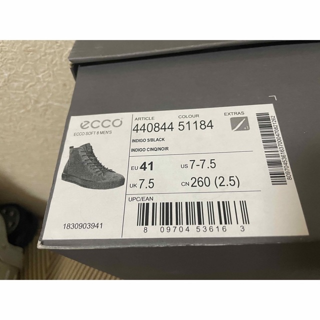 ECHO(エコー)のECCO（エコー）人気のミドル・ハイカットスニーカー　未使用　替ヒモ付き メンズの靴/シューズ(スニーカー)の商品写真